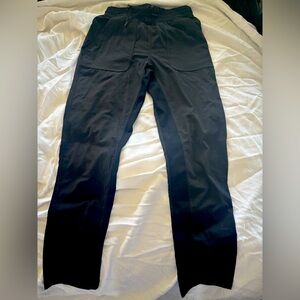 Lululemon Size 2 Dance Studio Open Leg